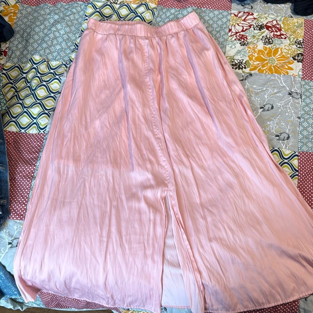 LOFT • Blush Pink Flowy & Satiny Maxi Skirt NWT